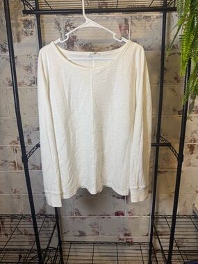 Jane and Delancey Cream Long Sleeve Textured Scoop Neck Top
